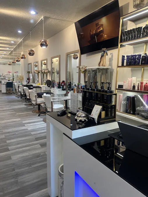Mona Beauty Salon