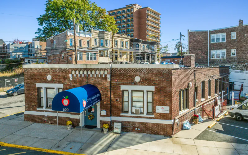 Apple Montessori Schools & Camps - Cliffside Park
