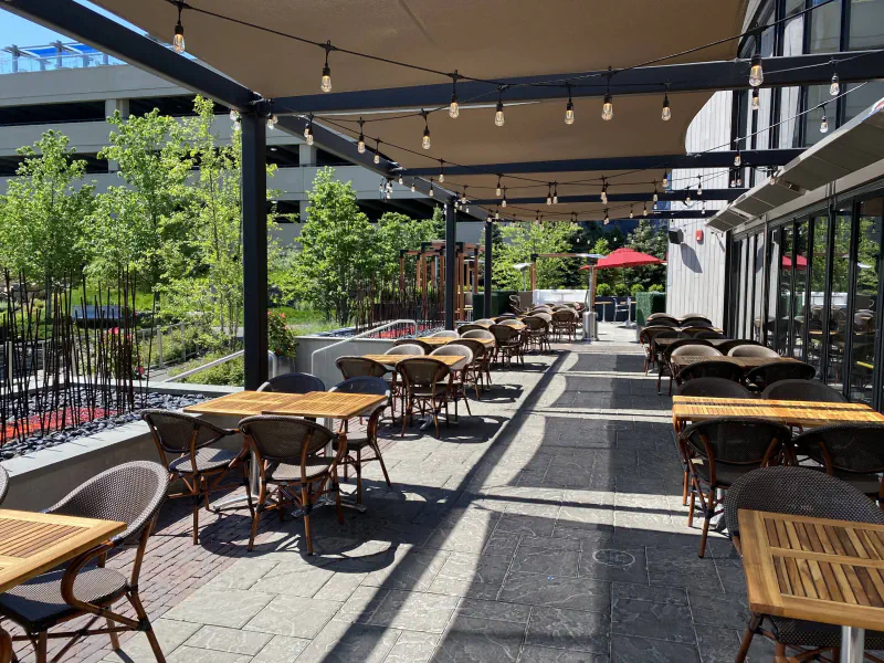 VENTANAS Restaurant and Lounge