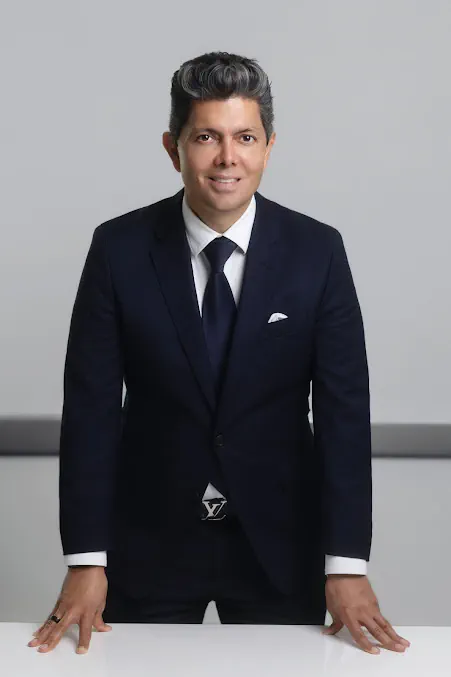 Abogado de Inmigración Jorge Rivera