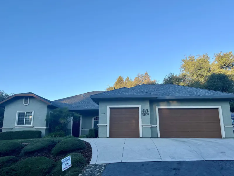 Straight Line Roofing & Construction